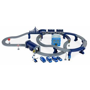 Železniční trať s policejním městem modrá